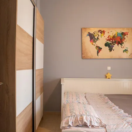 Utopicon Apartment *